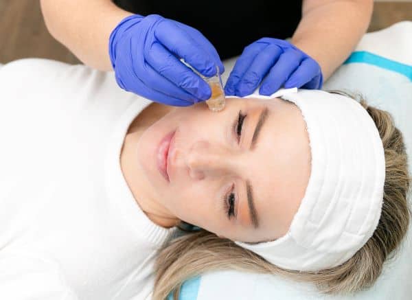 We provide AquaGold facials in Waterloo Kitchener area. Contact us for more details!